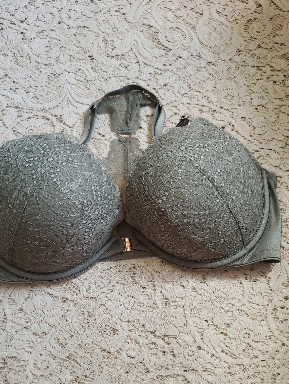 PINK Victoria's Secret Lace Push-Up Bra in Sage 36DD